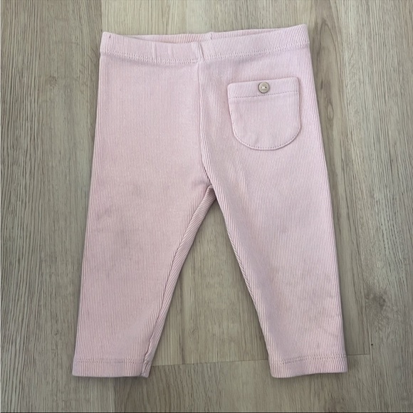 Pre Owned Set of Zara Girls Top Shorts and Pants Sz 6-9 Months - Picture 7 of 10